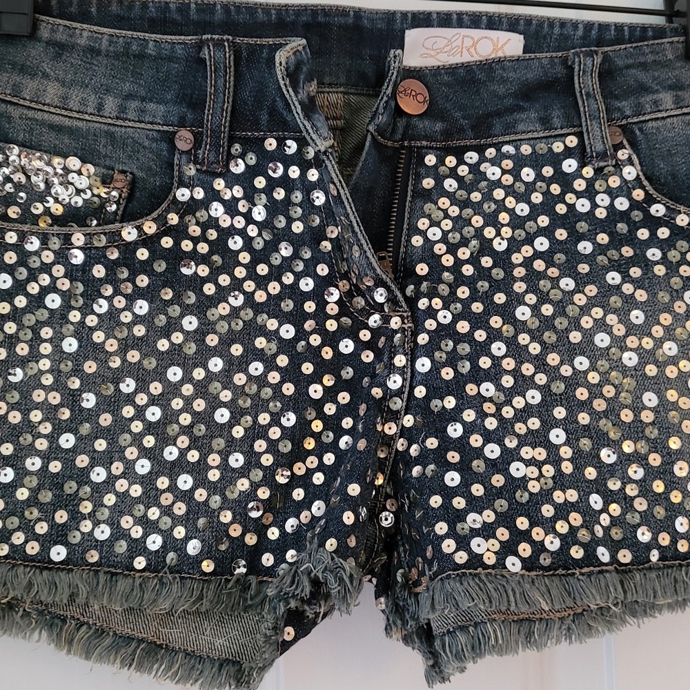 LaRok hot studded shorts